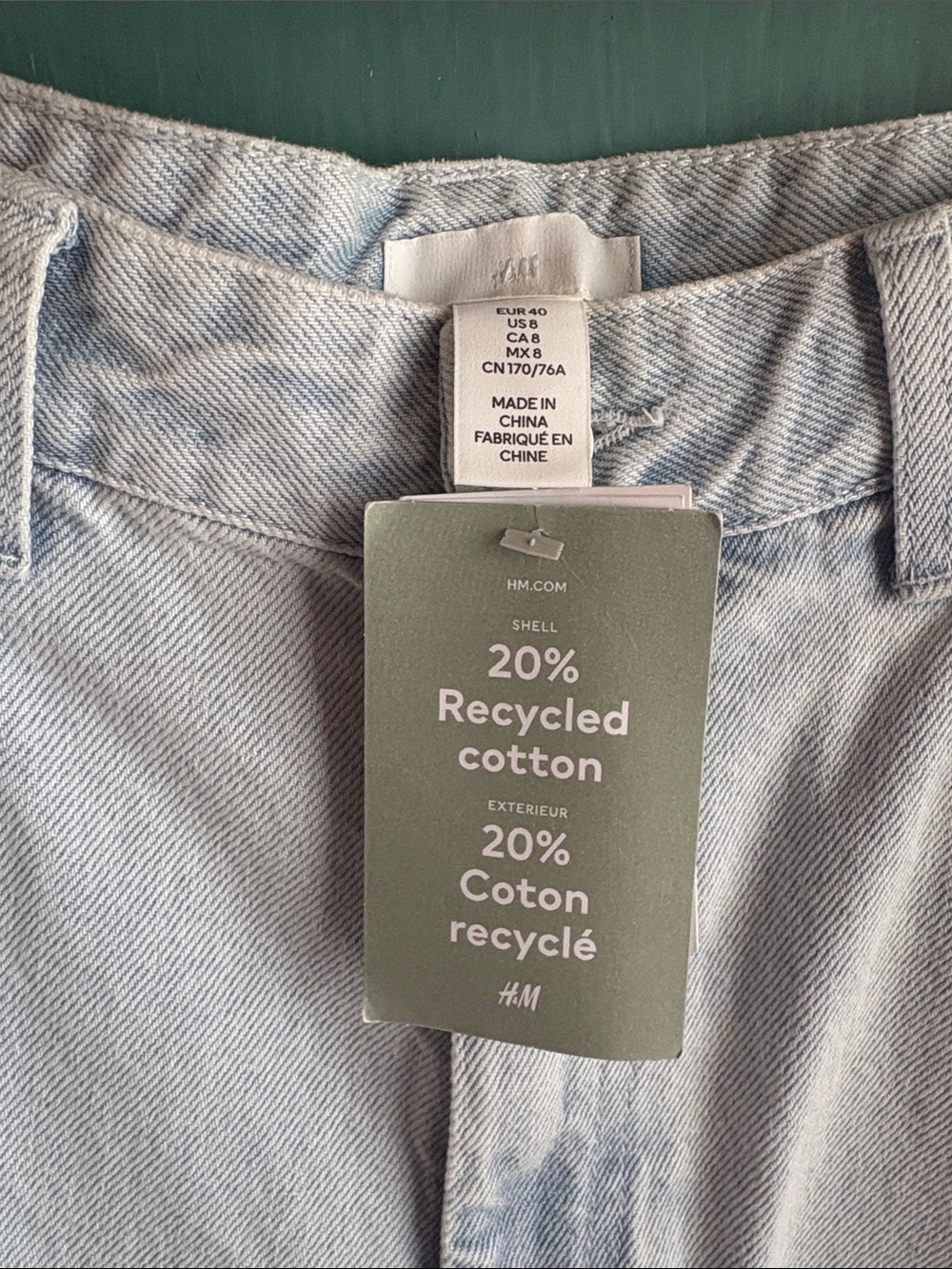H&M Light Wash Boyfriend Jeans - Picture 2 of 4